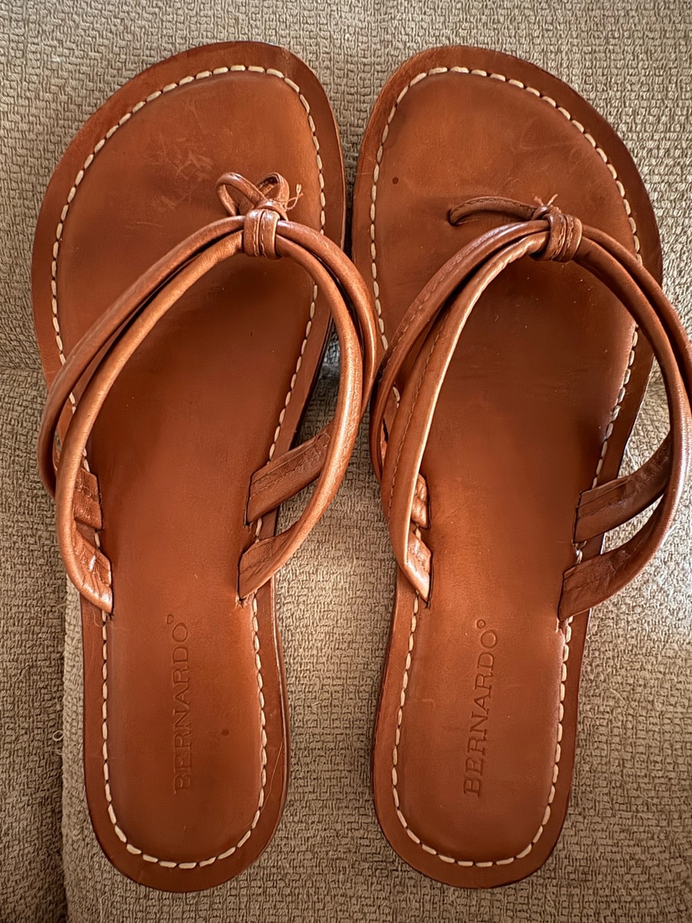 Bernardo Tilly Flat Sandals 11M